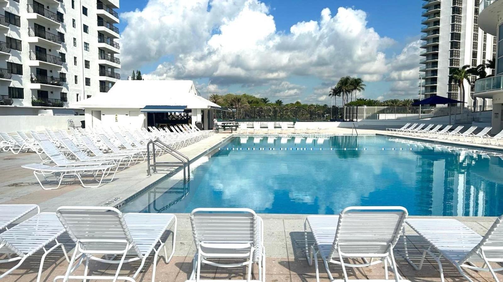 Miami Oceanfront Appartamento